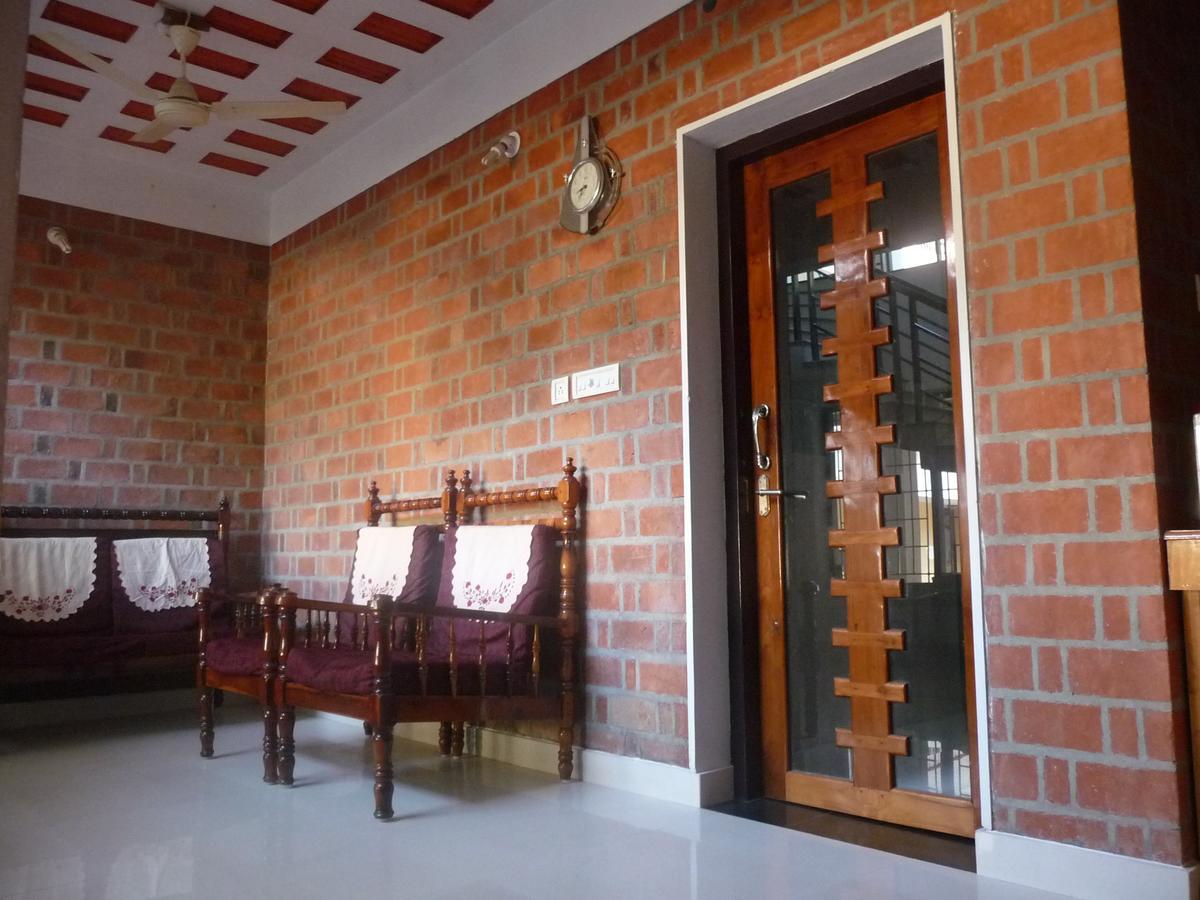 Hotel Peacock Kovalam Exterior foto